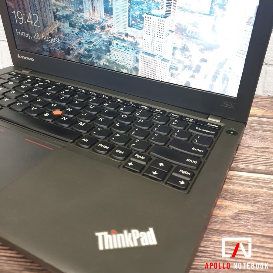 Laptop Lenovo ThinkPad X240 Intel Core i3 - Second Murah &amp; Bergaransi