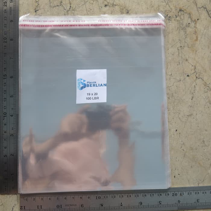 

Lihat Detal Plastik OPP 19X20CM KW1 100LBR Lem atau Seal terbatas