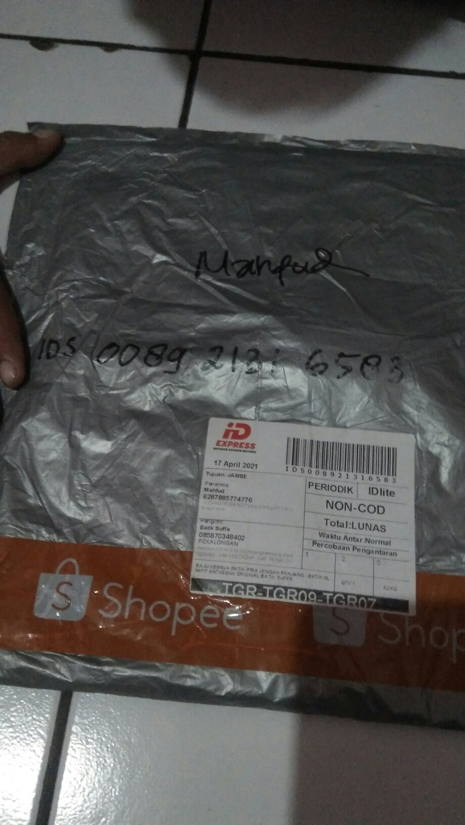 Batik Pria Slim Fit Lengan Panjang Antasena