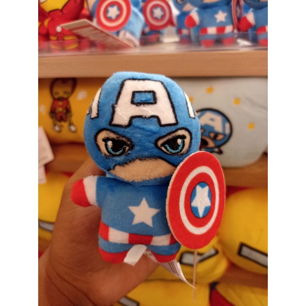 Boneka Marvel Characters