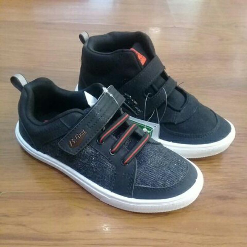 Sepatu Sekolah Anak / School Kids B.First
