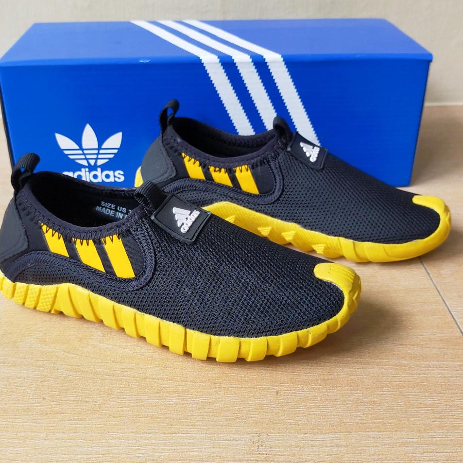 APN.475494 • [ ON ]sepatu adidas jawpaw slip on anak premium quality guaranteed/sepatu sepeda anak