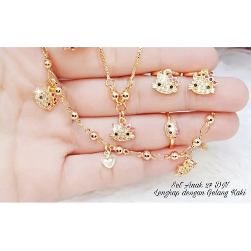 set perhiasan anak motif hello Kitty (TG), set perhiasan titanium asli anti luntur anti karat, perhiasan fashion anak import, 1 set perhiasan lengkap kalung cincin anting dan gelang kaki