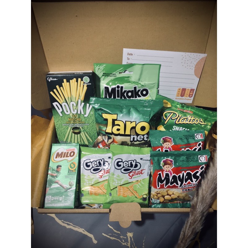 

GIFT BOX SNACK MURAH (ECOPACK)