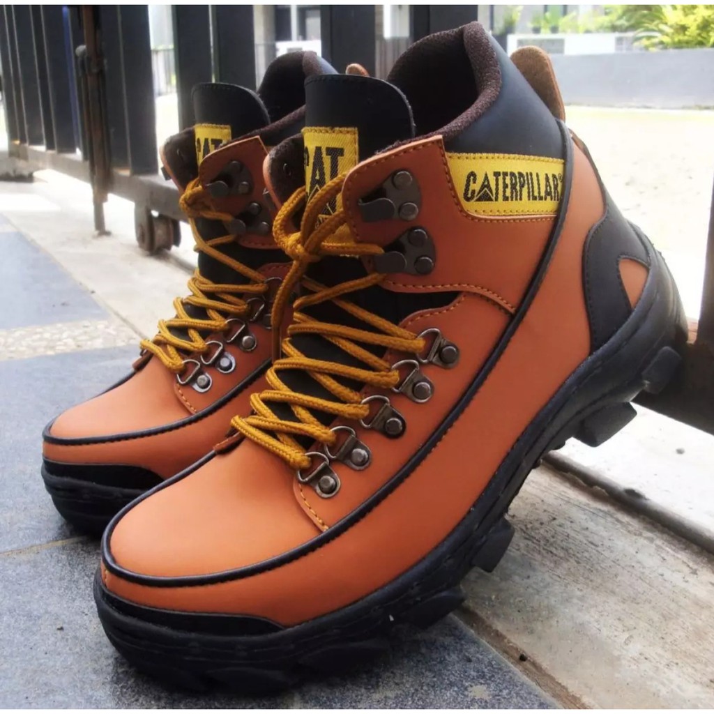 SEPATU SEPTI ARGON ( CAT190333 ) - Work &amp; Safety Boot CaterPillar Leather Oil Resist