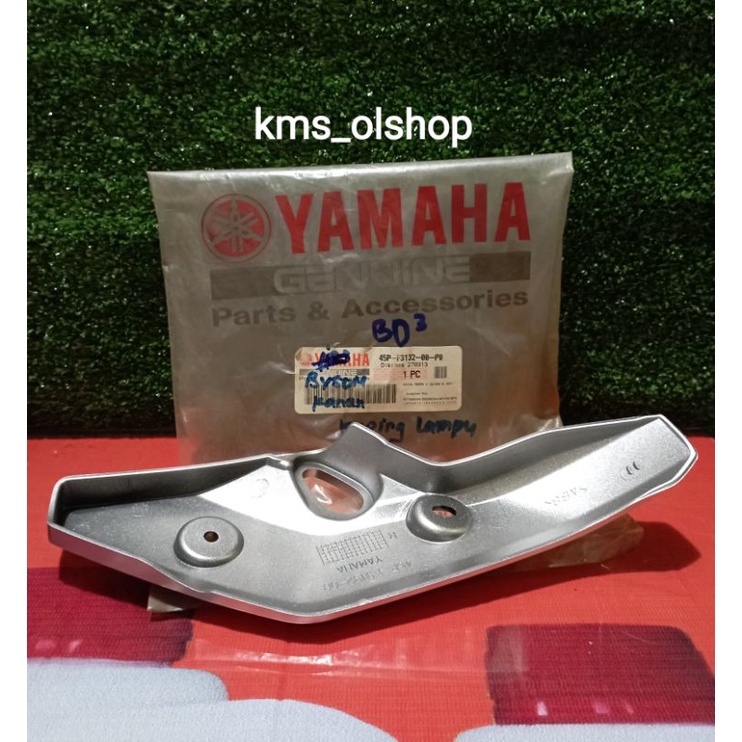 Kuping Lampu Yamaha Byson Sebelah Kiri Asli ( 45P-F3122-00-P0 ), Sebelah Kanan ( 45P-F3132-00-P0 )