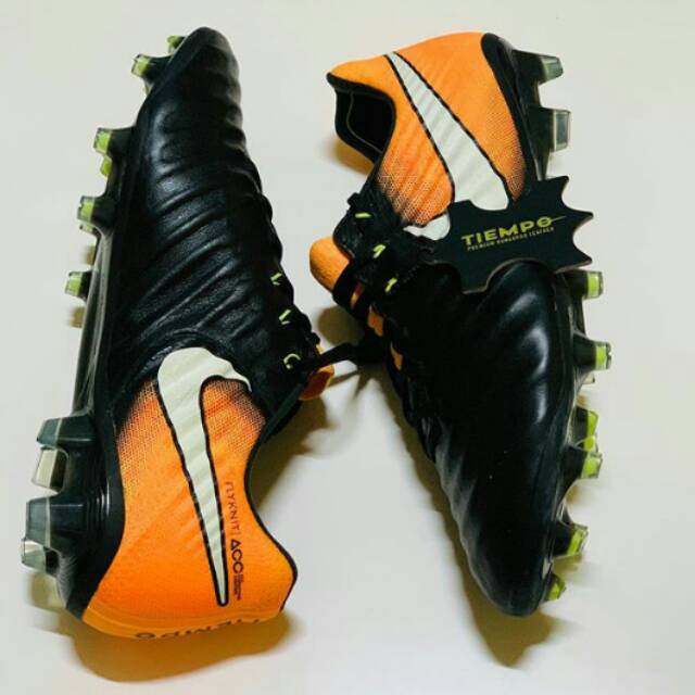 SEPATU BOLA NIKE TIEMPO LEGEND 7 ELITE BLACK ORANGE ORIGINAL BNIB