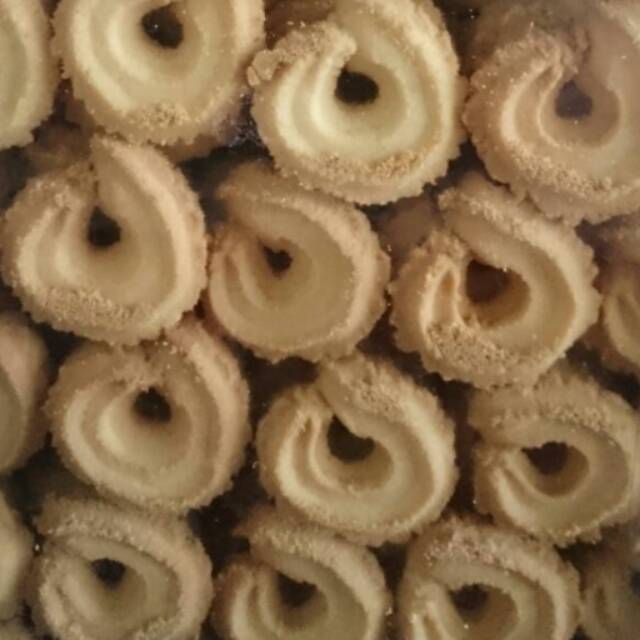

Biscuita Monde keong harga 1/2 kg ( vanila ring )