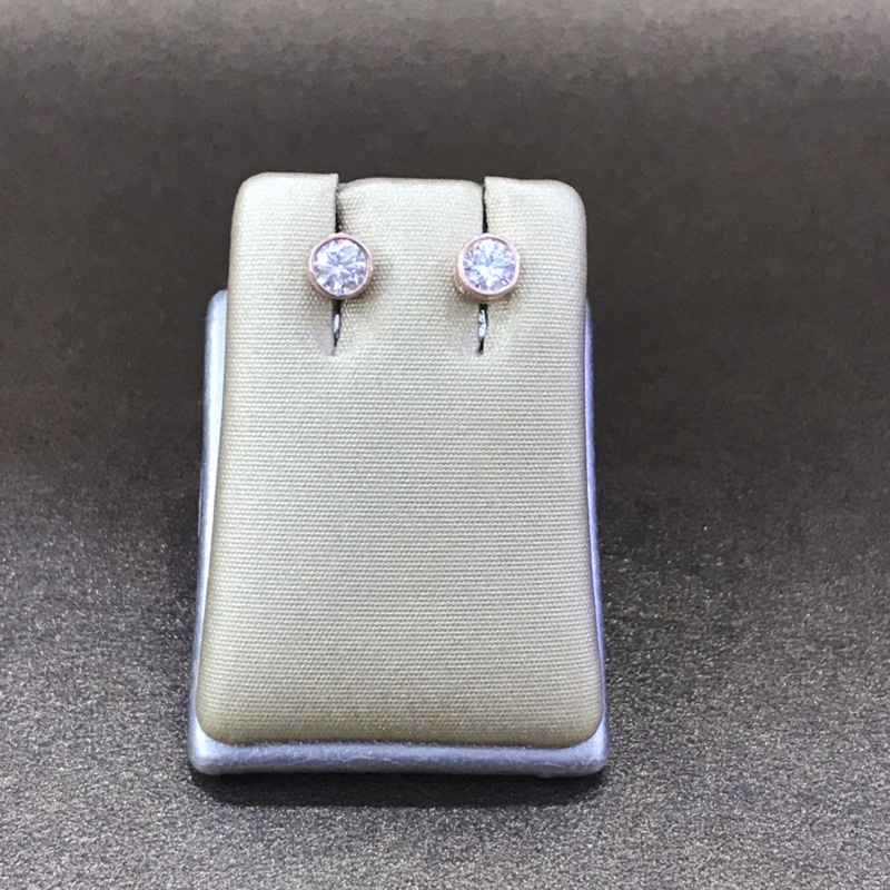 ANTING EMAS AYU GOLD 750 AAE0544