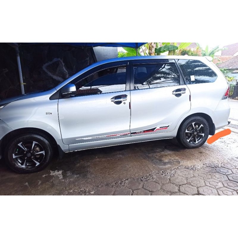 4 Velg R14 PCD 114+Ban 185/70 avanza xenia futura carry kijang panther ss esteem aminty livina atoz visto