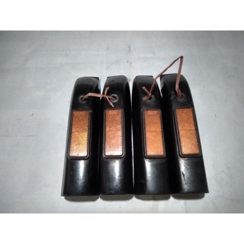 mata kucing suzuki rc80 rc 100 bravo spirit tutup shock depan cover shock rc bravo