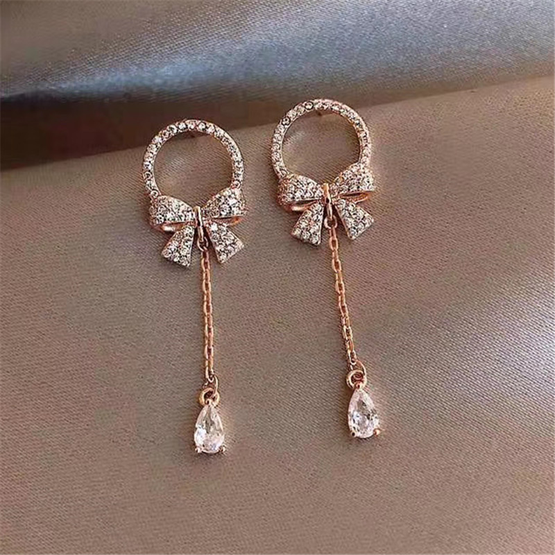 Anting Tusuk Gantung Wanita Desain Pita + Rumbai Hias Berlian Untuk Hadiah