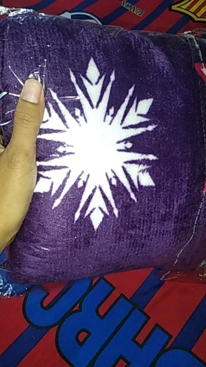 Selimut Bulu Halus 140x190 Motif Karakter Cantik Lucu Murah Asriyasashii Berkualitas