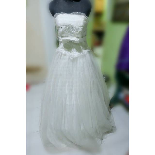 Gaun pengantin second