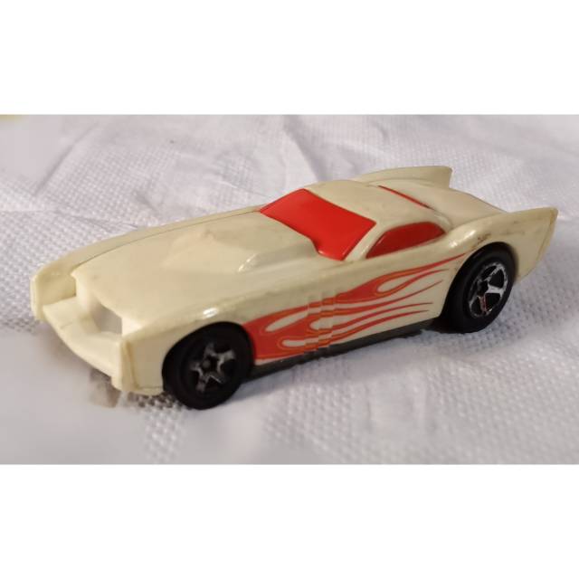 Diecast Hotwheels The Govner Putih.