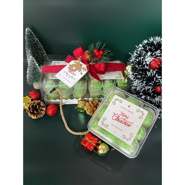 

Hampers Natal Premium Nastar Klepon Holly jolly Package . Christmas Hampers / Kado Natal