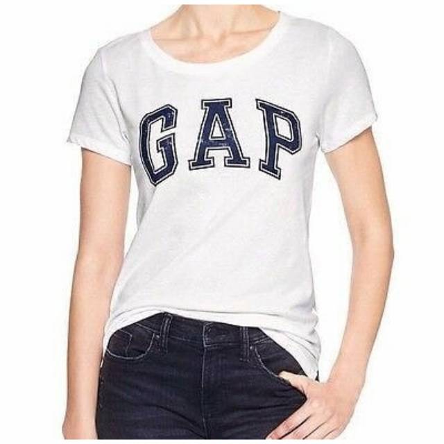 gap white tee