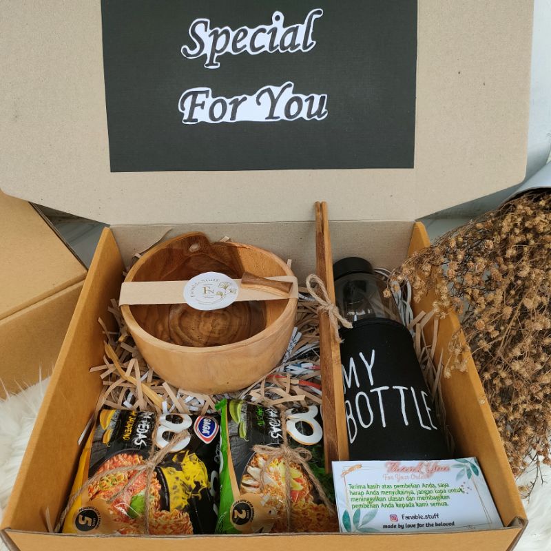 

PROMO | GiftBox Hampers | GiftBox Birthday | GiftBox Graduation | GiftBox custom
