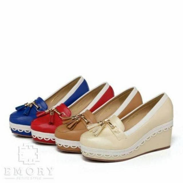 SALE BEST SELLER Sepatu Wanita EMORY Carnation ORIGINAL BRAND Sepatu Heel Sandal Wanita Import
Batam