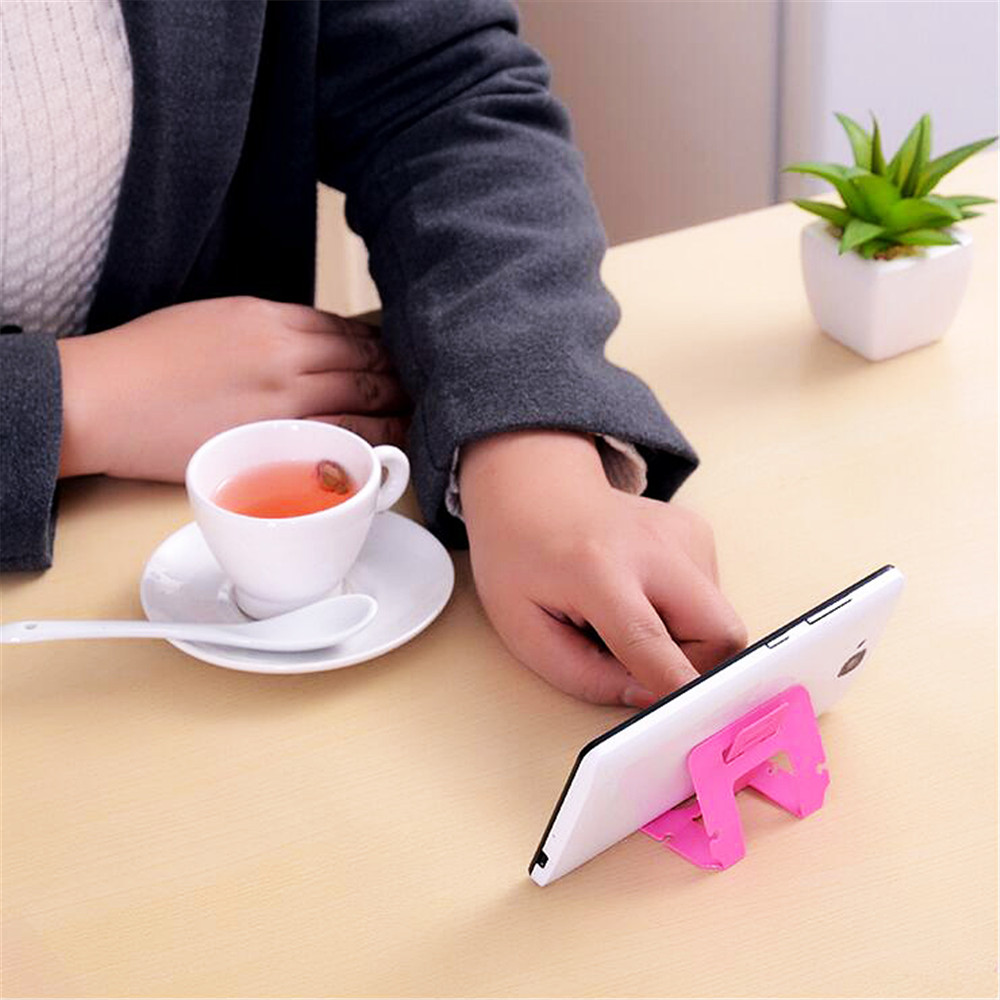 【TERSEDIA &amp; COD】Portable Folding Mobile Phone Holder Mini Card Phone Holder Stand Bottle Opener Tool