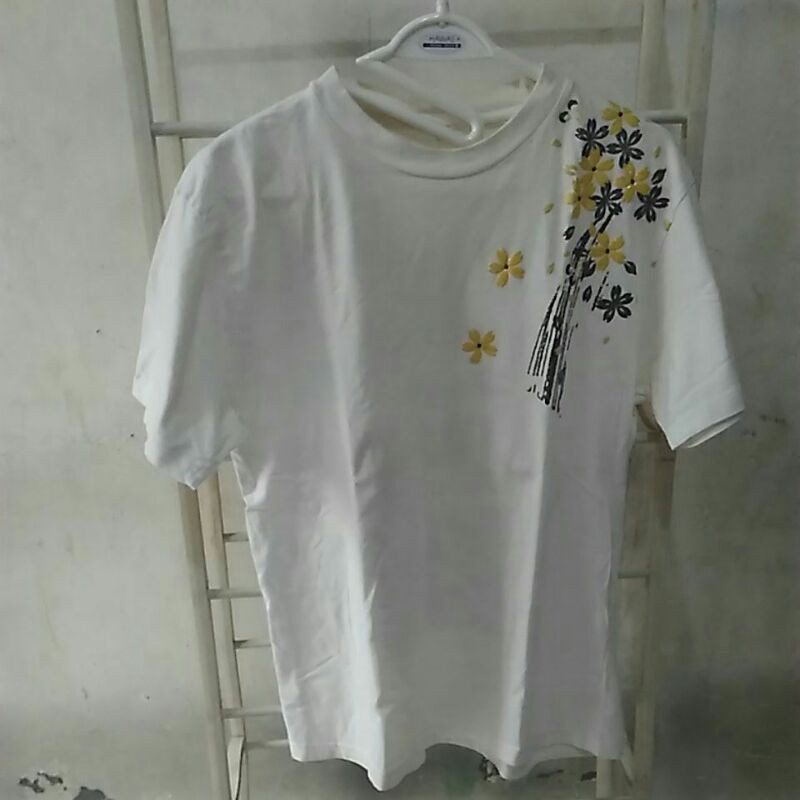 Preloved Kaos Sukajan