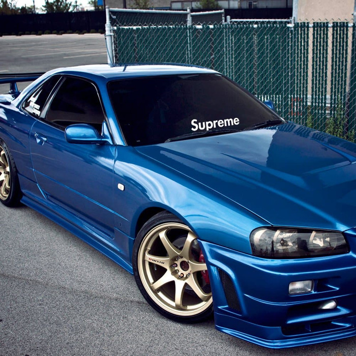 sticker stiker supreme sticker mobil kaca jdm supreme Keren