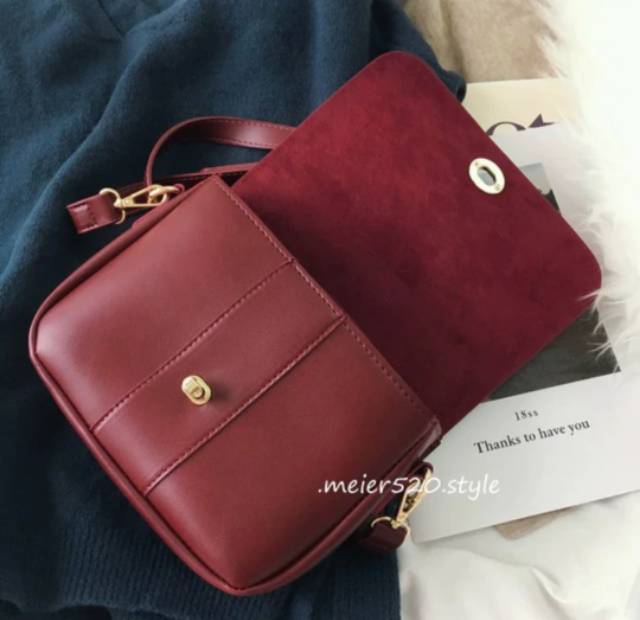 tas impor wanita selempang bahan kulit batam murah handbag