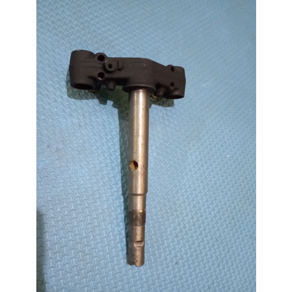 SEGITIGA SHOCKBREAKER  DEPAN YAMAHA MX LAMA ORI