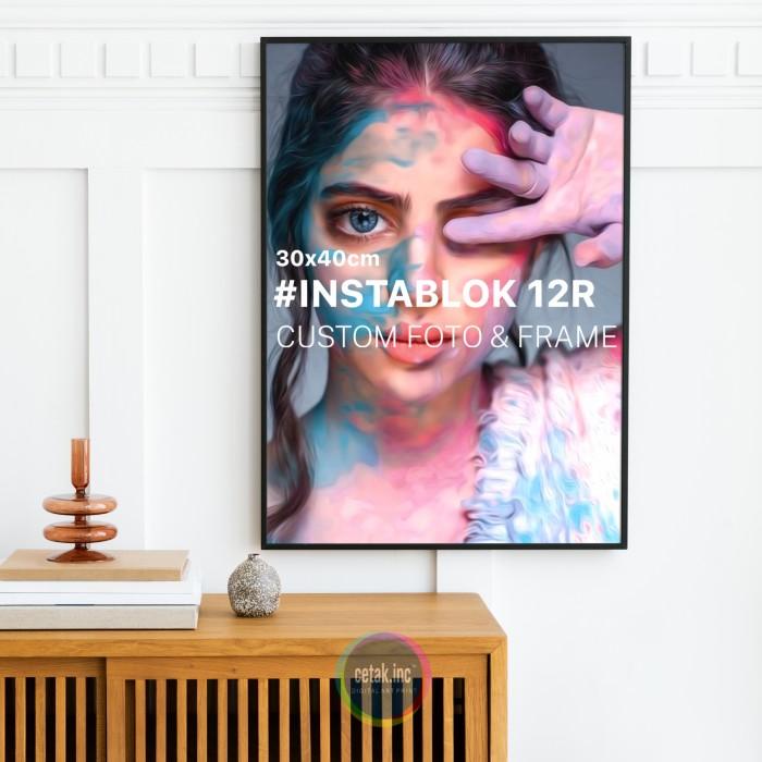 Cetak foto 12R + frame blok minimalist 30x40cm