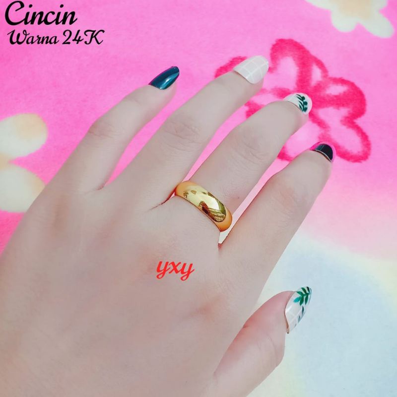 (Anti Luntur) Cincin Polos Couple Pria Wanita Replika Emas