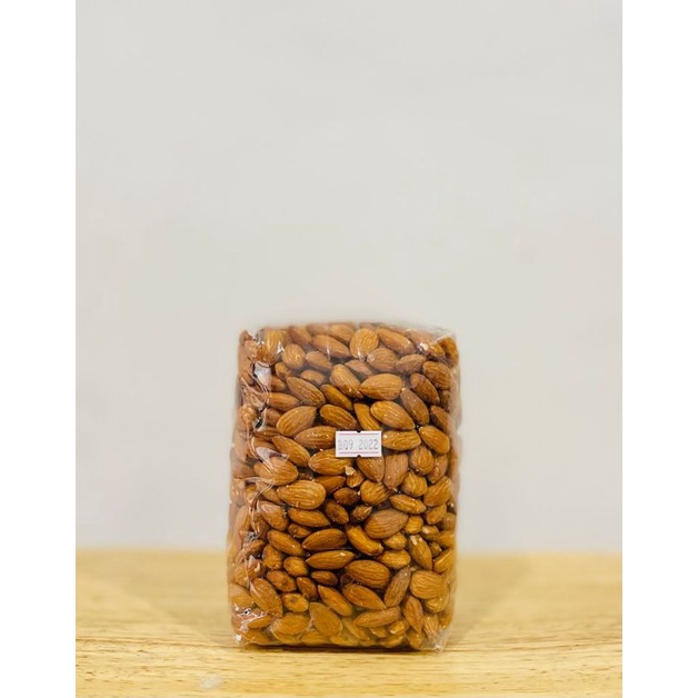 

Kacang Almond Panggang
