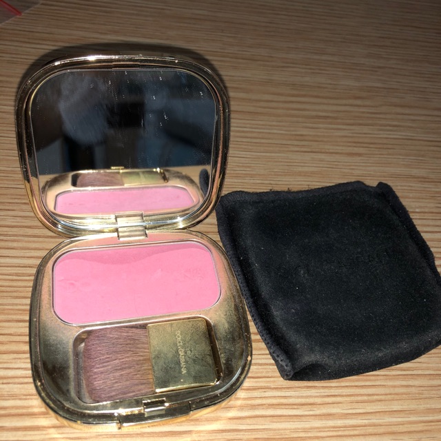 PRELOVED DOLCE GABANNA BLUSH ON