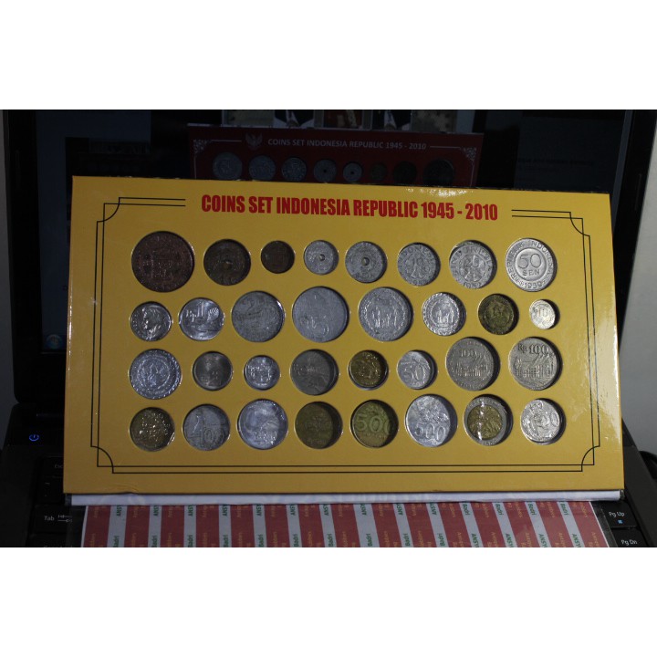 Folder Set Koin Republik Indonesia Th1945-2010 (Iklan C780)