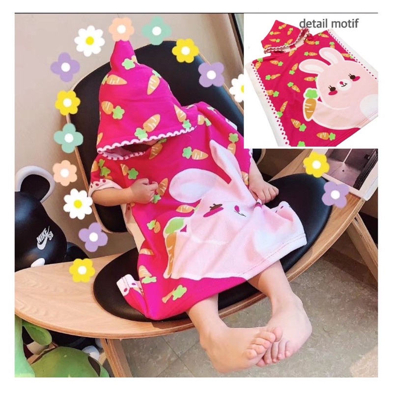 Handuk Ponco Anak Motif Karakter Microfiber-Rabbit Carrot