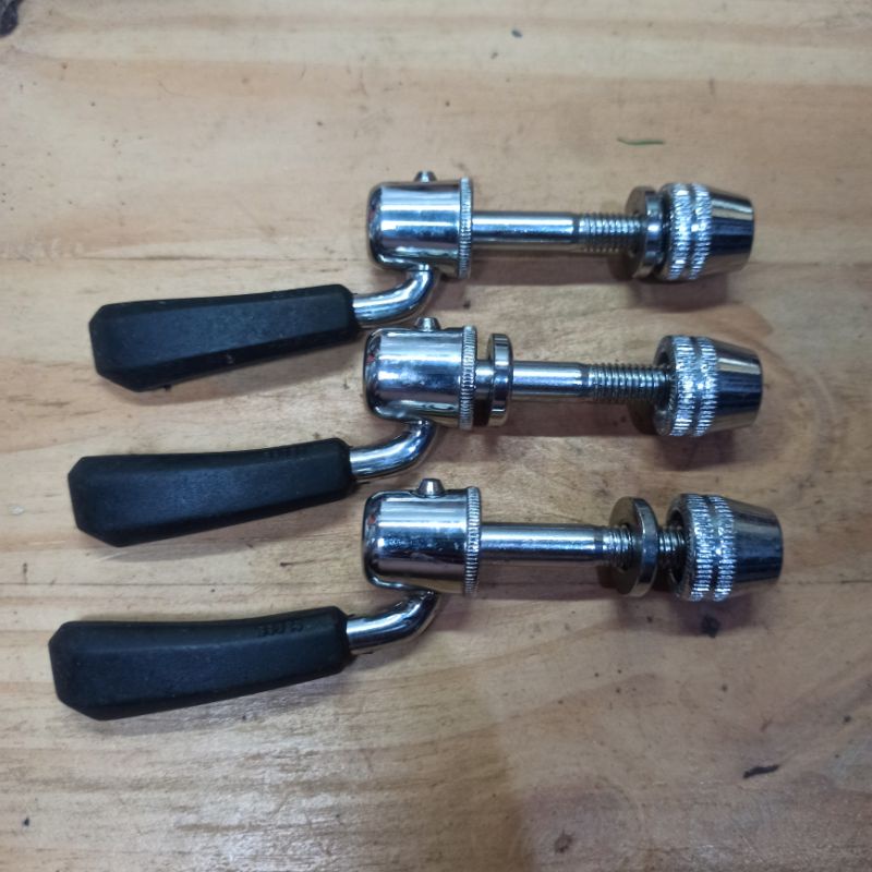 Seatpin tuas seatclamp sepeda model jadul vintage qr as besar chrome