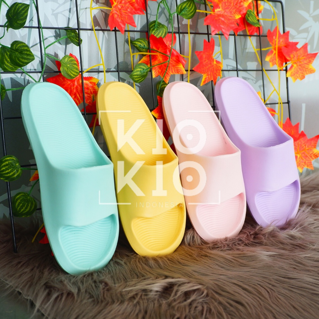 Sandal Slop wanita  sandal kamar mandi berbahan sandal wanita  Sendal Slop Wanita Karet modern korea Style slip on anti Slip