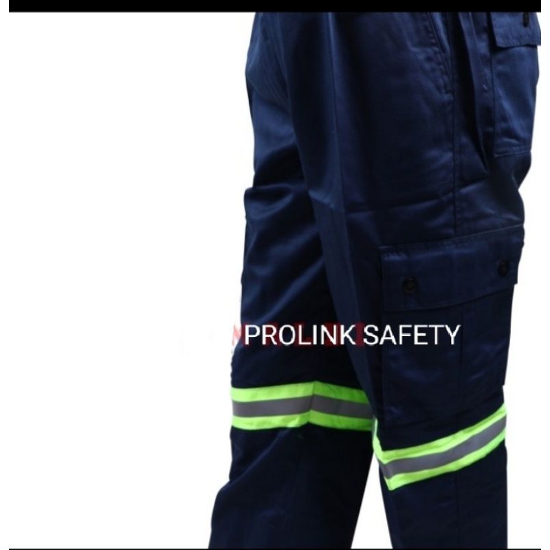 SETELAN BAJU SAFETY DONGKER NAVY SCOTLIGT HIJAU 5CM BERLOGO K3 BENDERA