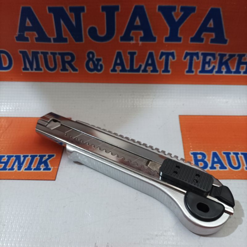 

TORA Utility Knife / Pisau Cutter 5 x 18mm