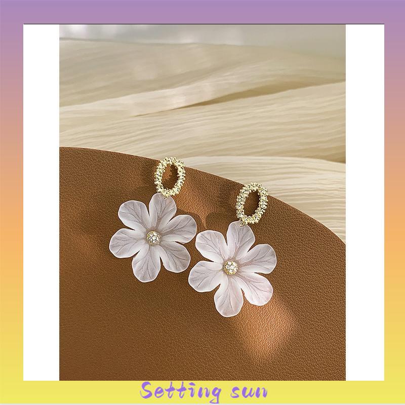 S925 Silver Needle Flower Shape Gaya Segar Anting Pejantan Cocok untuk Wanita TN