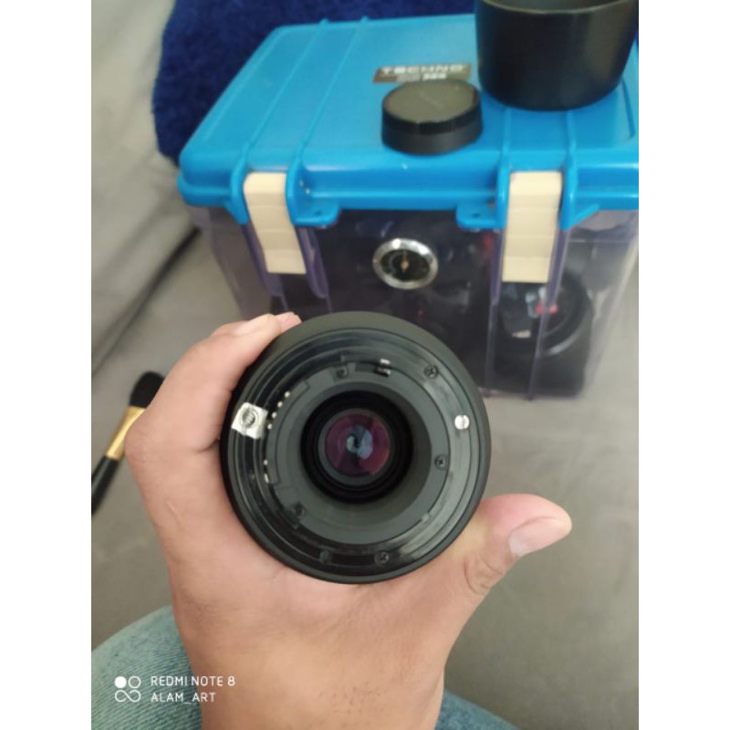 lensa tele Nikon nikkor 70-300 1:4-5:6 G