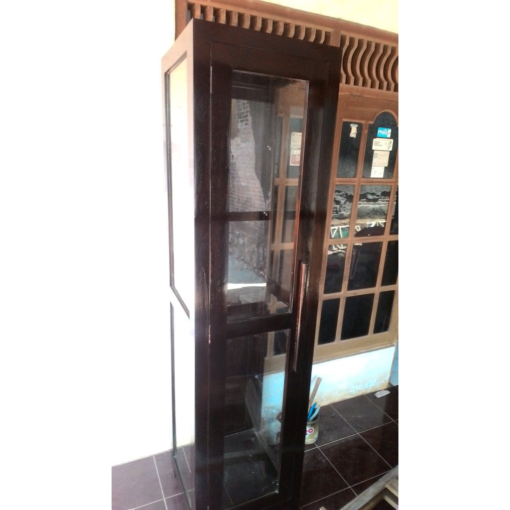 lemari kaca 1 pintu