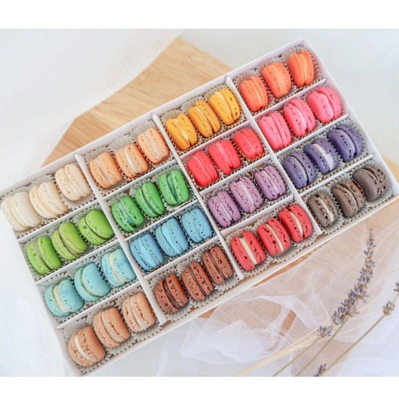 

BABY MACARON BOX ISI 48 PCS