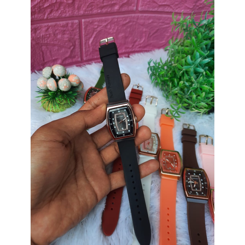 JAM TANGAN WANITA HUSH PUPPIES RUBBER OVAL JAM TANGAN CEWEK TERBARU HUSH PUPPIES KARET TANGGAL AKTIF