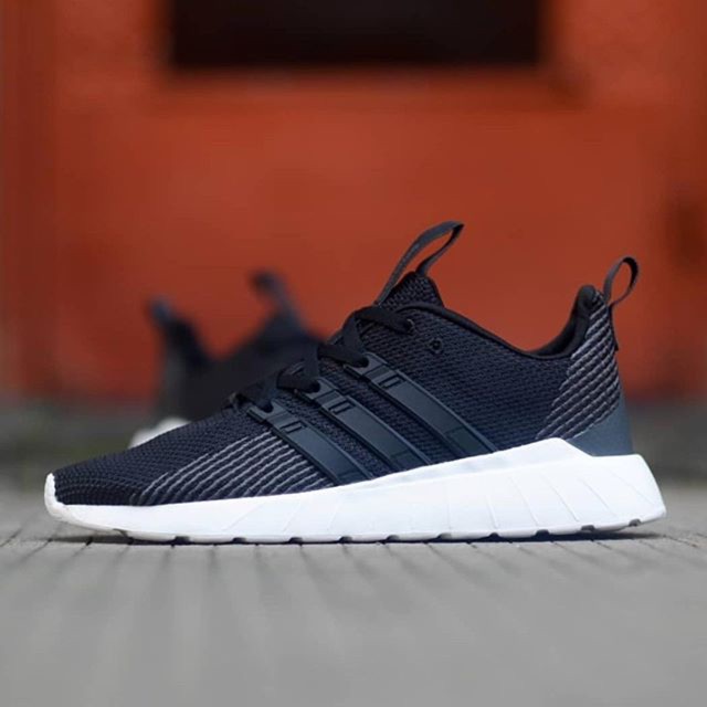 Adidas Questar Flow Black White