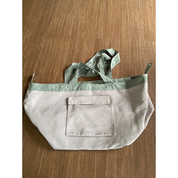 preloved beyond the vines Reversible Relaxed Bag