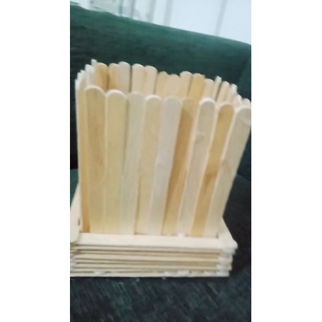 

Tempat Pensil dari Stik Es Krim