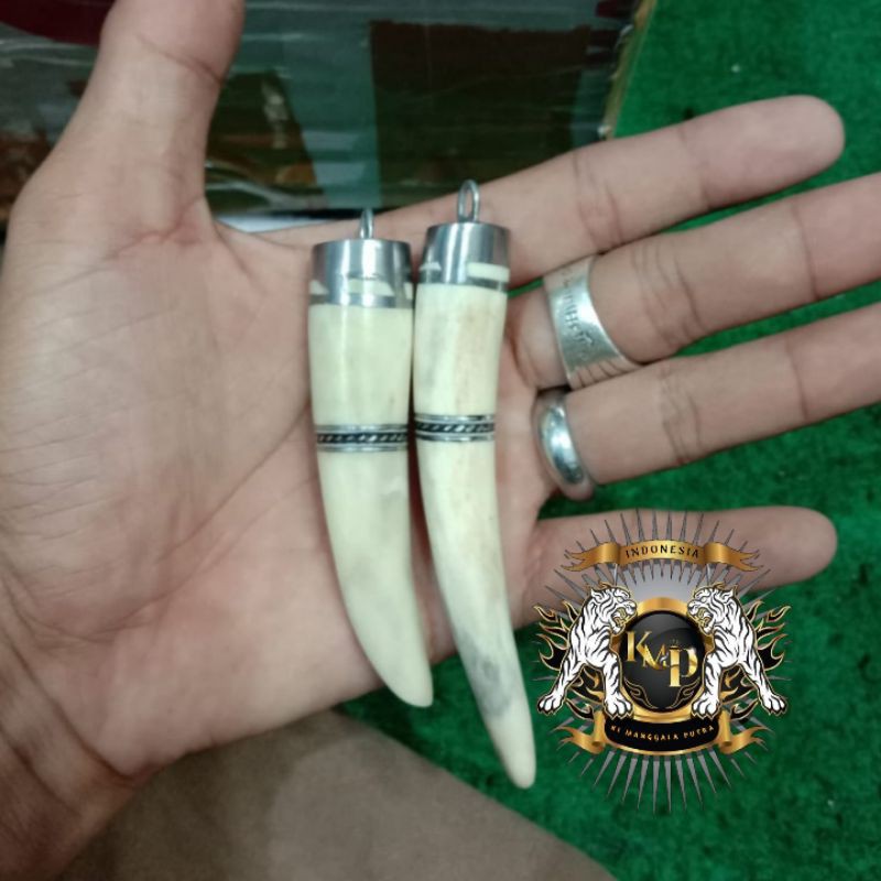 Kalung Cemeti Tanduk Kijang