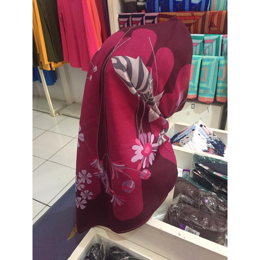 jilbab segi empat mezora kutai purpel