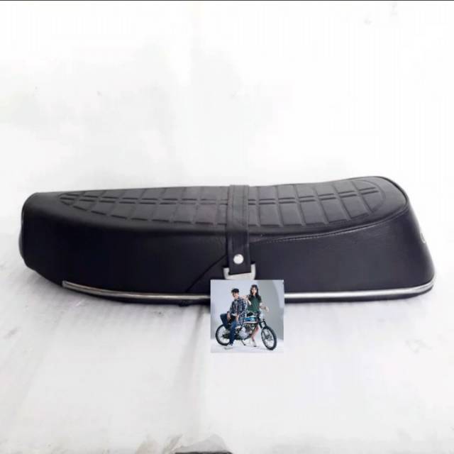 jok c70 racing perahu warna hitam