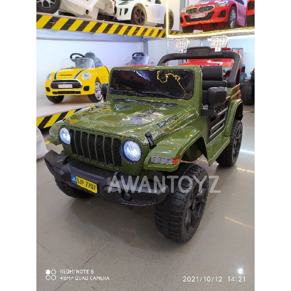 Mobil Aki Anak Jeep Rubicon Army
